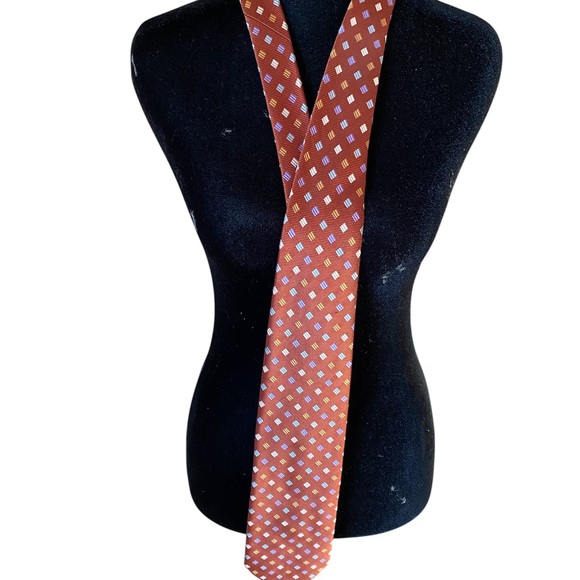 Elegant Orange Patterned Tie - Picture 1 of 3